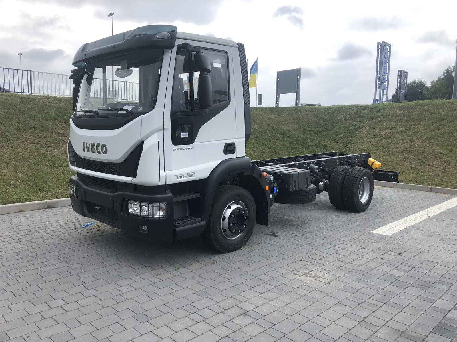 IVECO EUROCARGO ML140E25/E5