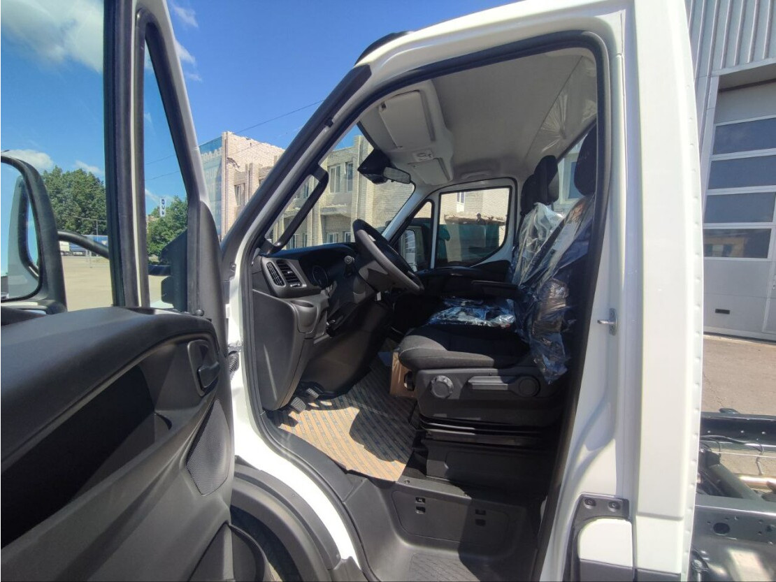 IVECO DAILY 70C16H3.0 Фото #9